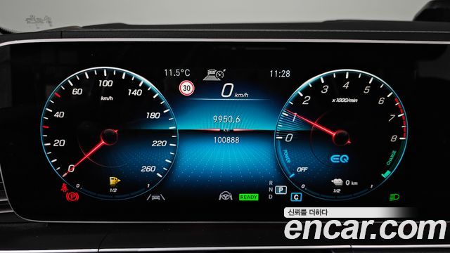 Mercedes-Benz GLE-Class 2021 — photo 8