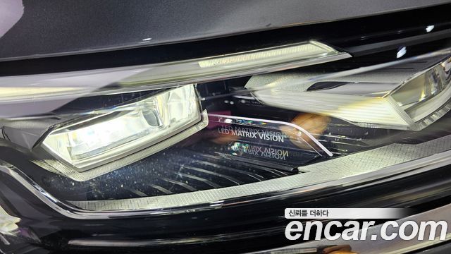 Renault Korea SM6 2021 — photo 16