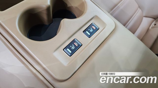 Renault Korea SM6 2021 — photo 17