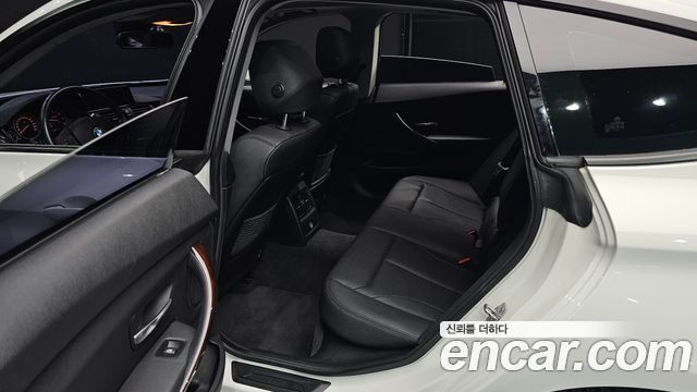 BMW Gran Turismo 2015 — photo 12