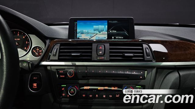 BMW Gran Turismo 2015 — photo 14