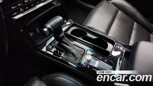 Kia K7 2020 — photo 9