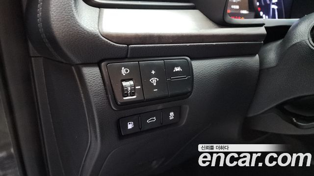 Kia K7 2020 — photo 17