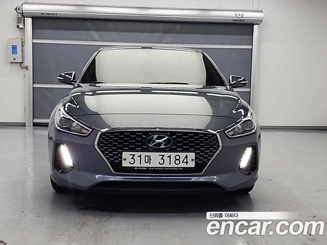 Hyundai i30 2018 — photo 2