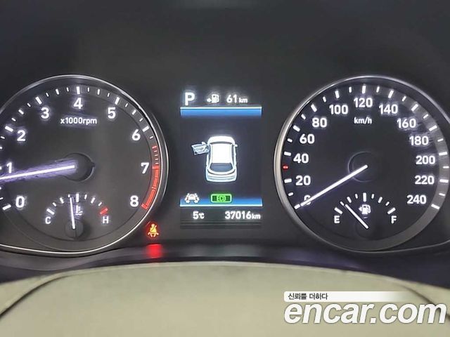 Hyundai i30 2018 — photo 6