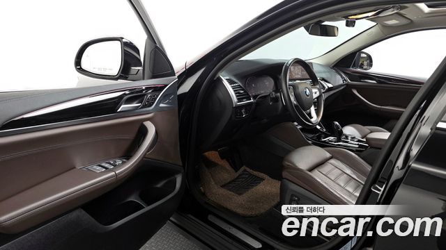 BMW X4 2020 — photo 10