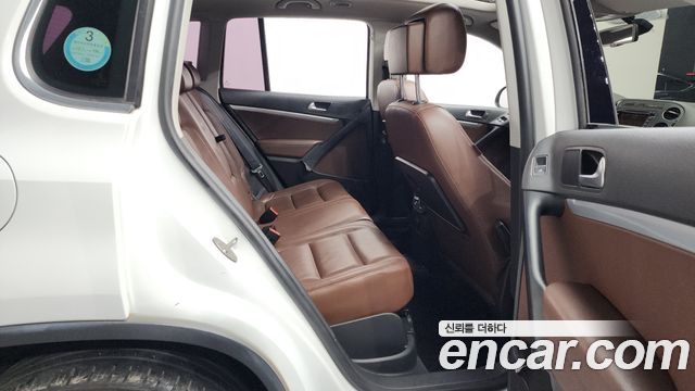 Volkswagen Tiguan 2016 — photo 12