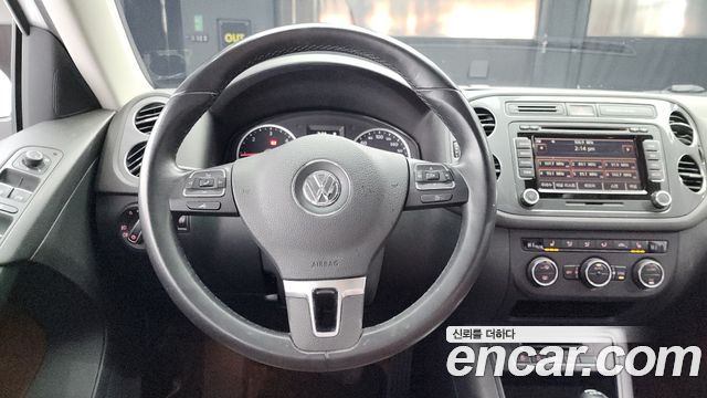 Volkswagen Tiguan 2016 — photo 13