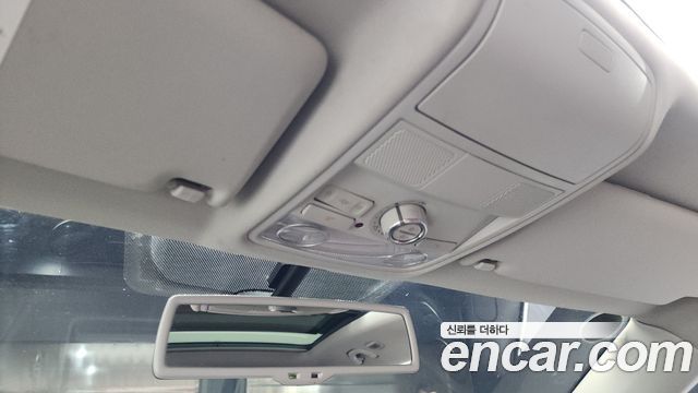 Volkswagen Tiguan 2016 — photo 17