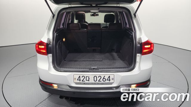Volkswagen Tiguan 2016 — photo 20
