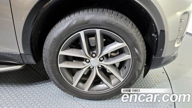 Land Rover Discovery Sport 2025 — photo 5