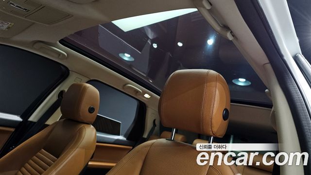 Land Rover Discovery Sport 2018 — photo 19