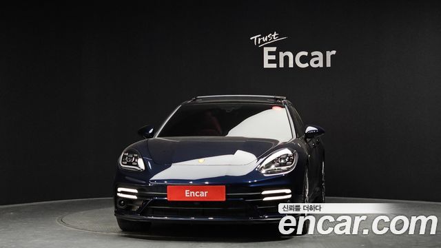 Porsche Panamera 2023 — photo 3