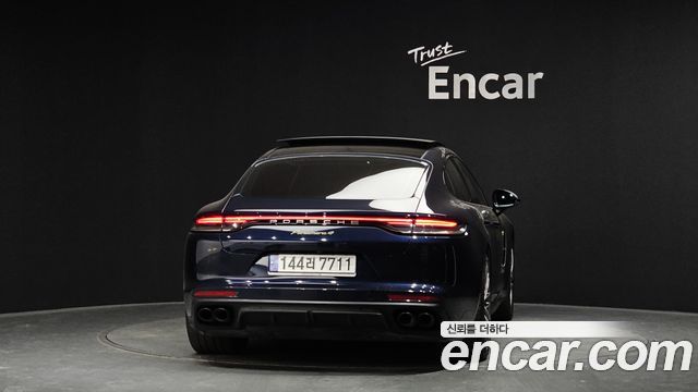 Porsche Panamera 2023 — photo 4