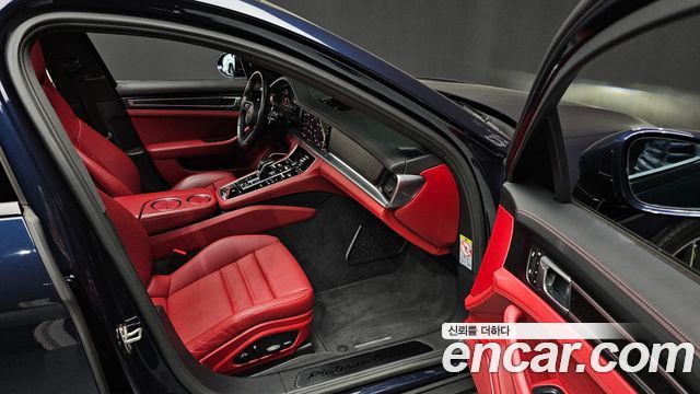 Porsche Panamera 2023 — photo 10