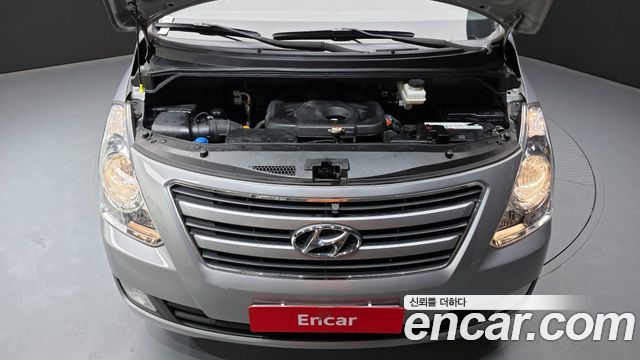 Hyundai Starex 2017 — photo 6