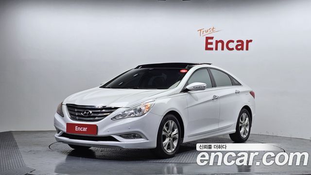Hyundai Sonata 2010 — photo 1