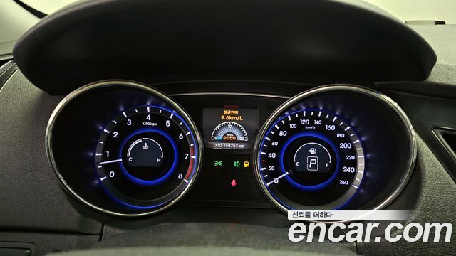 Hyundai Sonata 2010 — photo 8