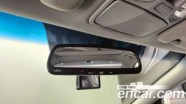 Hyundai Sonata 2010 — photo 19