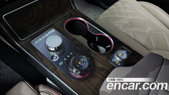 Genesis GV80 2024 — photo 9