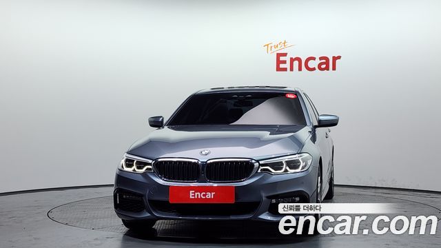 BMW 5-Series 2017 — photo 3