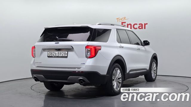 Ford Explorer 2020 — photo 2