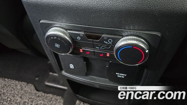 Ford Explorer 2020 — photo 18