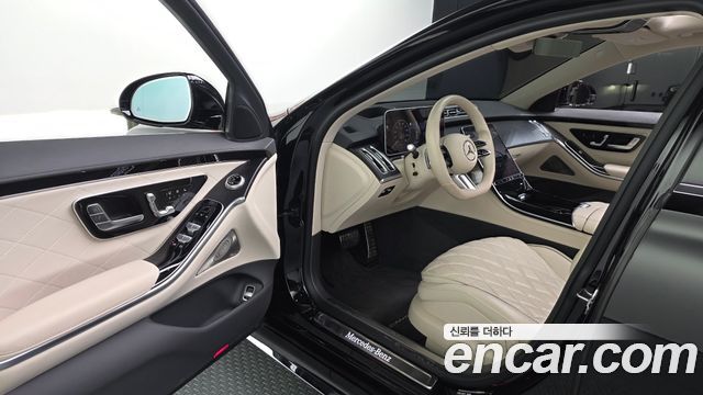 Mercedes-Benz S-Class 2022 — photo 10