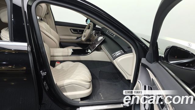 Mercedes-Benz S-Class 2022 — photo 11