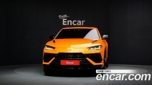 Lamborghini Urus 2024 — photo 3
