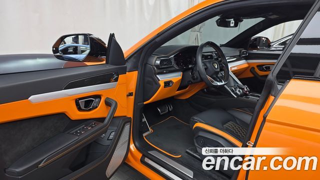 Lamborghini Urus 2024 — photo 10