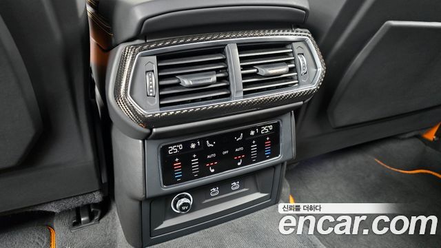 Lamborghini Urus 2024 — photo 19