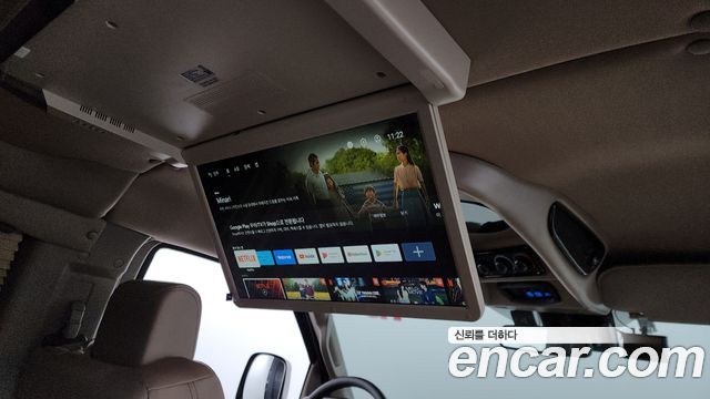 Chevrolet Express Van 2024 — photo 18
