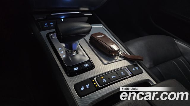 Genesis G80 2018 — photo 9