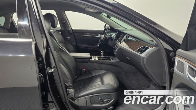 Genesis G80 2018 — photo 10