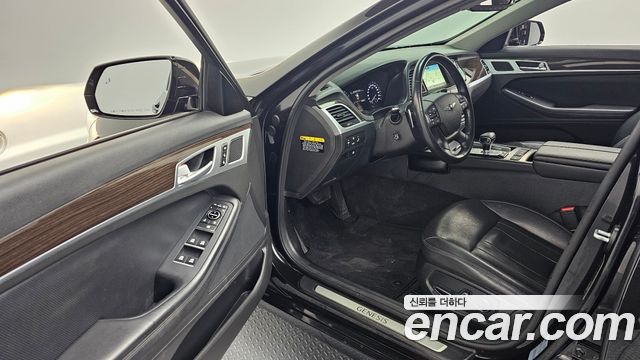 Genesis G80 2018 — photo 11