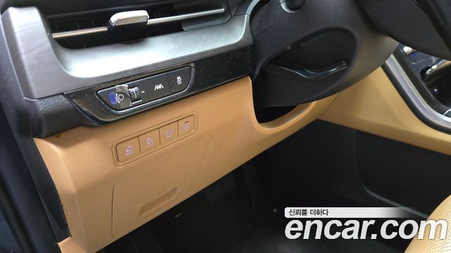 Kia Canival 2023 — photo 15