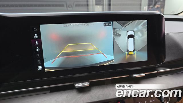 Kia Canival 2023 — photo 16