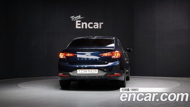 Hyundai AVANTE 2020 — photo 4