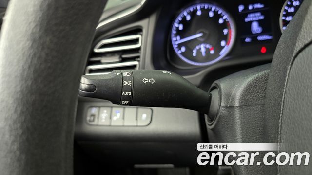 Hyundai AVANTE 2020 — photo 17