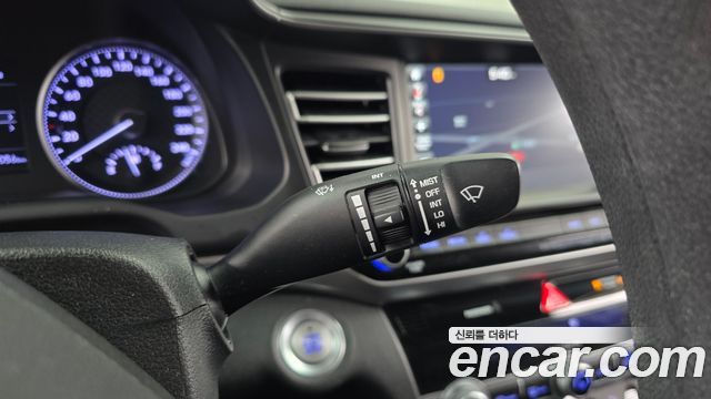 Hyundai AVANTE 2020 — photo 18