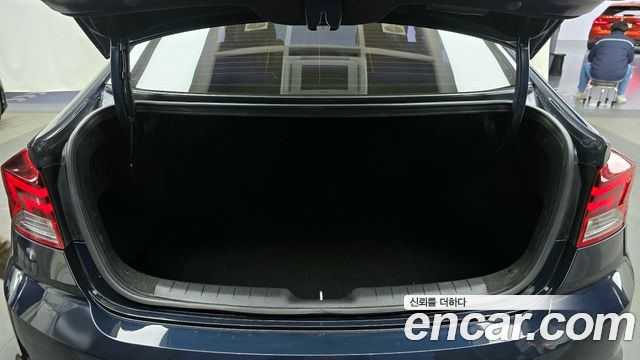 Hyundai AVANTE 2020 — photo 20