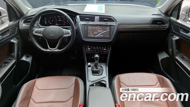 Volkswagen Tiguan 2023 — photo 7