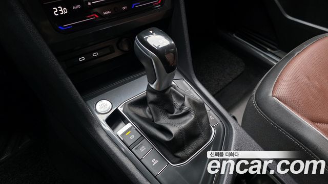 Volkswagen Tiguan 2023 — photo 9