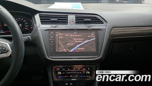 Volkswagen Tiguan 2023 — photo 14