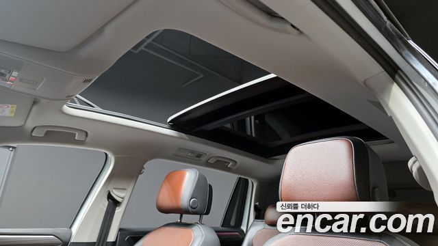 Volkswagen Tiguan 2023 — photo 18