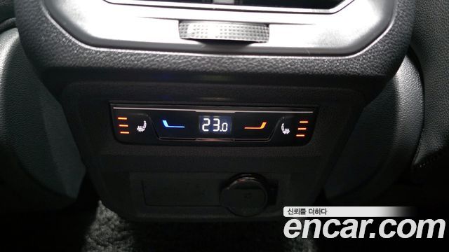 Volkswagen Tiguan 2023 — photo 19