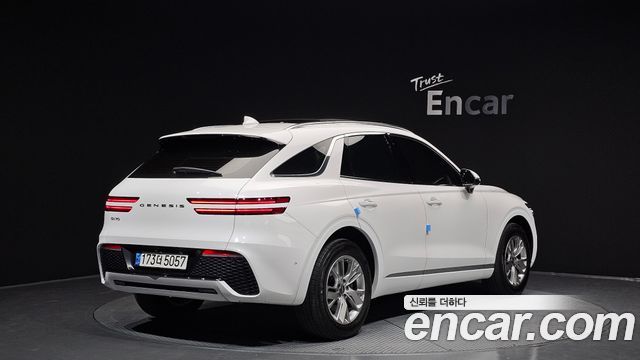Genesis GV70 2021 — photo 2