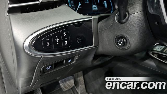 Genesis GV70 2021 — photo 13