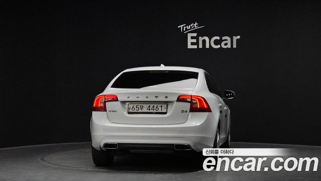 Volvo S60 2017 — photo 4